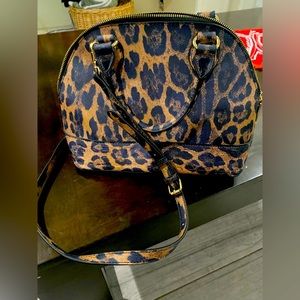 Almost new Steve Madden faux Leopard bowler style handbag